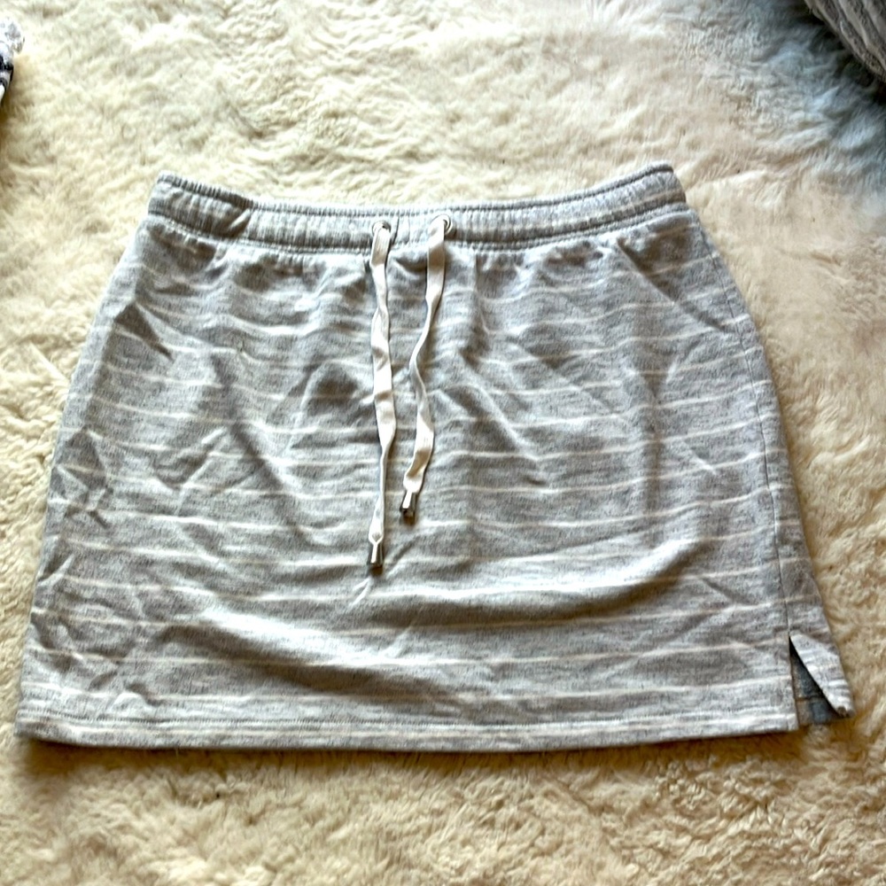 Women’s skirt